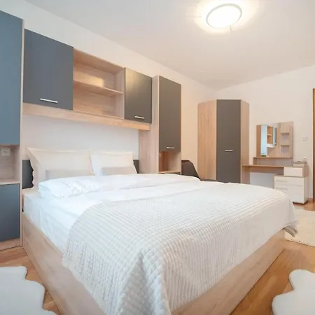 Pirin Sense Gorgeous Ap - Free Parking Apartamento Bansko